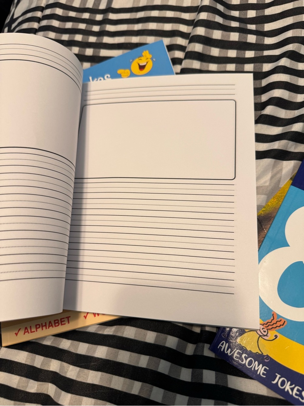 Kids Book Bundle Jokes for 8 Year Olds Handwriting Practice Leo Singing Lion - Picture 8 of 10